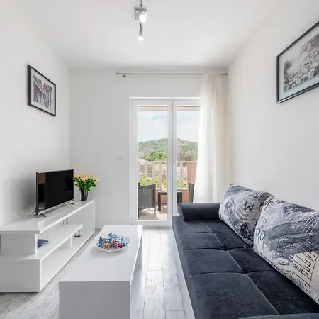 Holiday home Iva